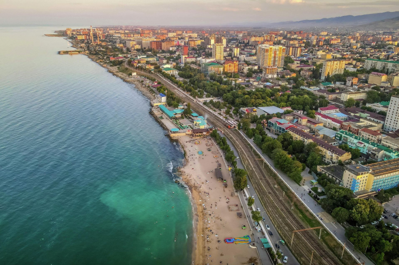 Курорты Каспийского моря в России и Казахстане: отели, пляжи, цены