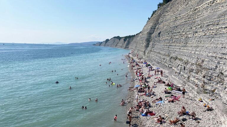 Отдых на Черном море подешевел. Сколько теперь стоят туры на курорты