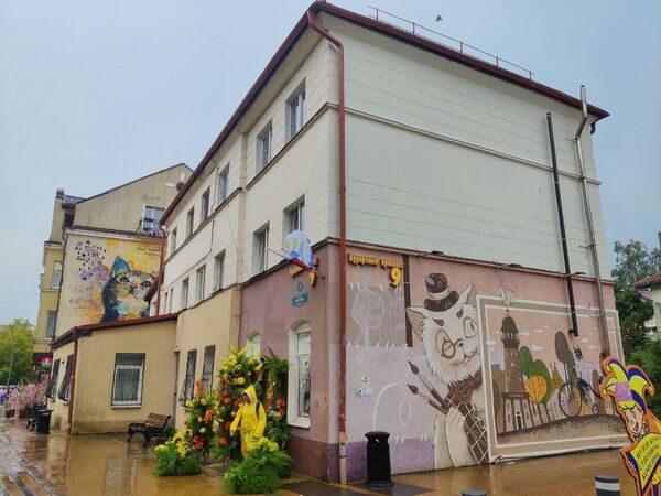 100 столиц России. Где искать лучшие яблоки, валенки, подносы и закаты