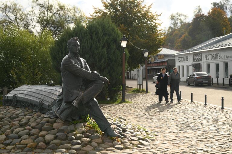 Самая красивая и уютная осень в России: гид по старинному Плесу