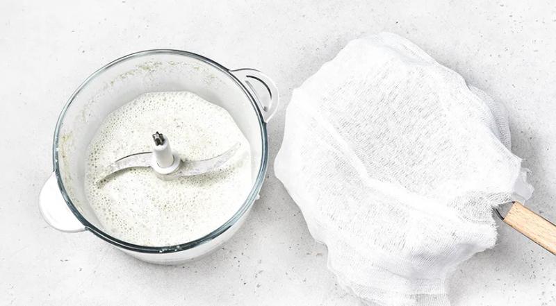 Молоко из тыквенных семечек с курагой, пошаговый рецепт с фото на 262 ккал