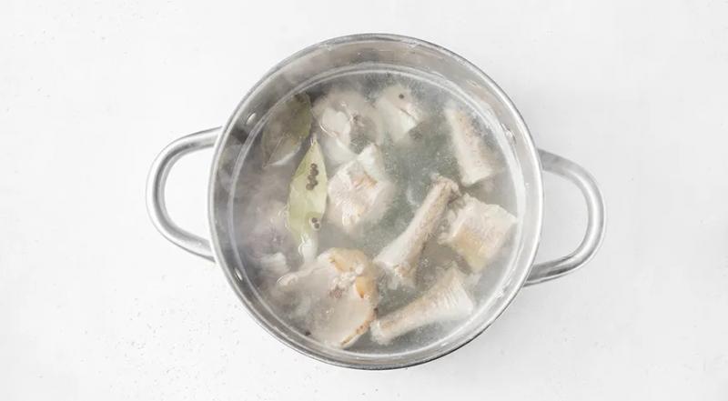 Рыбный суп из минтая с картофелем, пошаговый рецепт с фото на 192 ккал