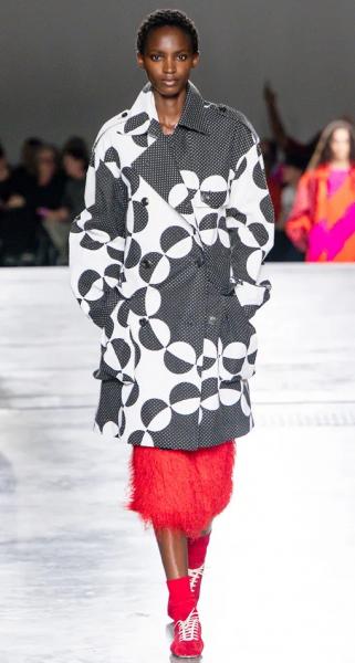 Выкидывай свою черную юбку - скоро в моде будет этот цвет