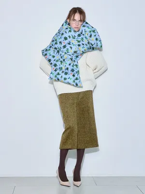 15 ярких шарфов, которые вытянут даже самый скучный образ