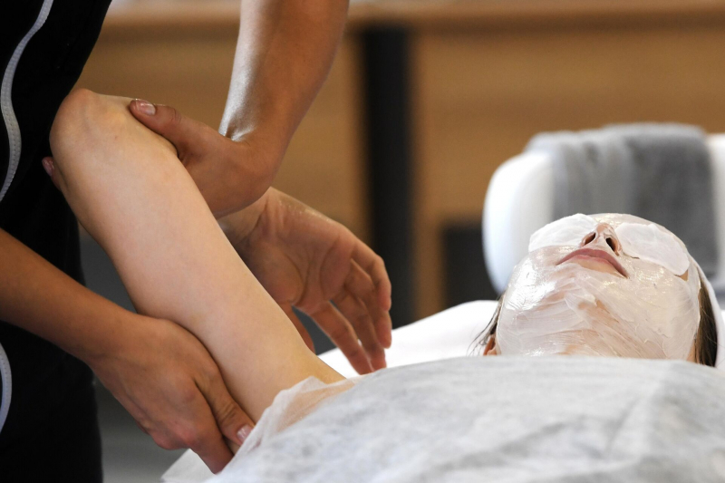 Дефицит в санаториях: что с ценами на Новый год и где еще есть места