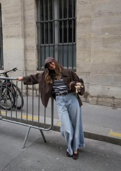 Фэшн-блогеры носят этот лонгслив, чтобы вывести осенние образы на новый уровень