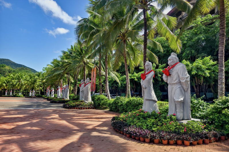 Необычный Новый год: советы от лучших турагентов России