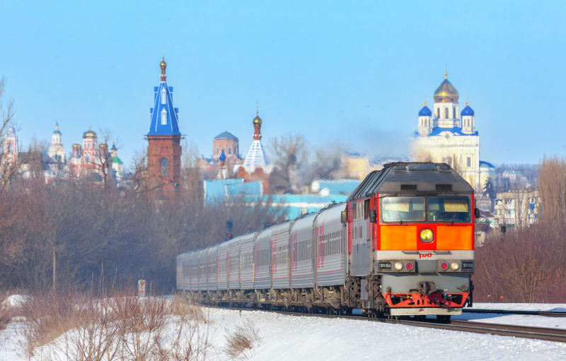 Новый год на поезде. В какие железнодорожные круизы поехать зимой