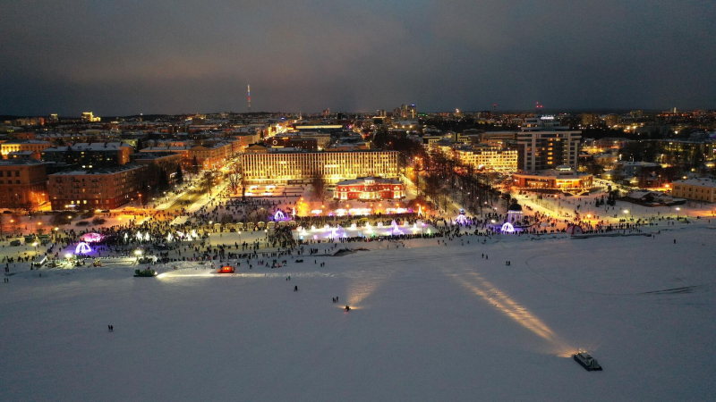 Новый год на поезде. В какие железнодорожные круизы поехать зимой