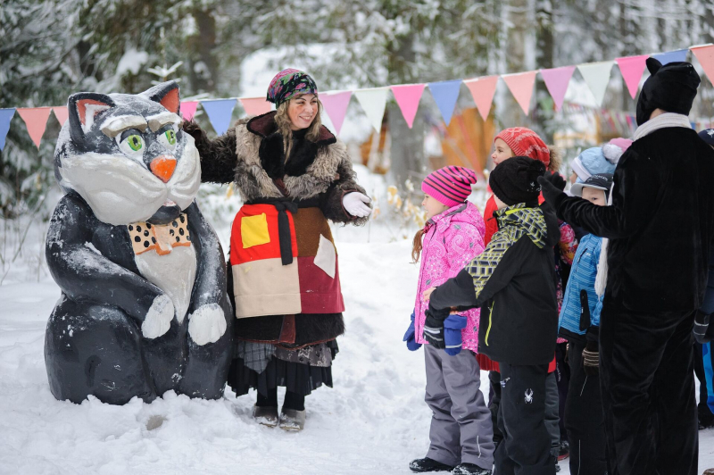 Новый год на поезде. В какие железнодорожные круизы поехать зимой