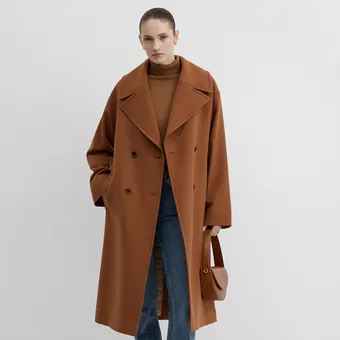 10 теплых пальто, как у мамы Кевина из &laquo;Один дома&raquo; &ndash; вечная классика