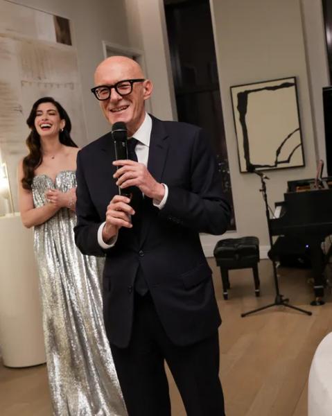 3, 2, 1 &ndash; проверяем готовность к Новому году в фэшн-дайджесте