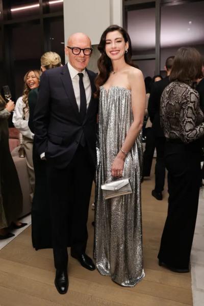 3, 2, 1 &ndash; проверяем готовность к Новому году в фэшн-дайджесте