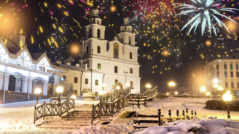 Границы открыты: куда поехать на Новый год без загранпаспорта