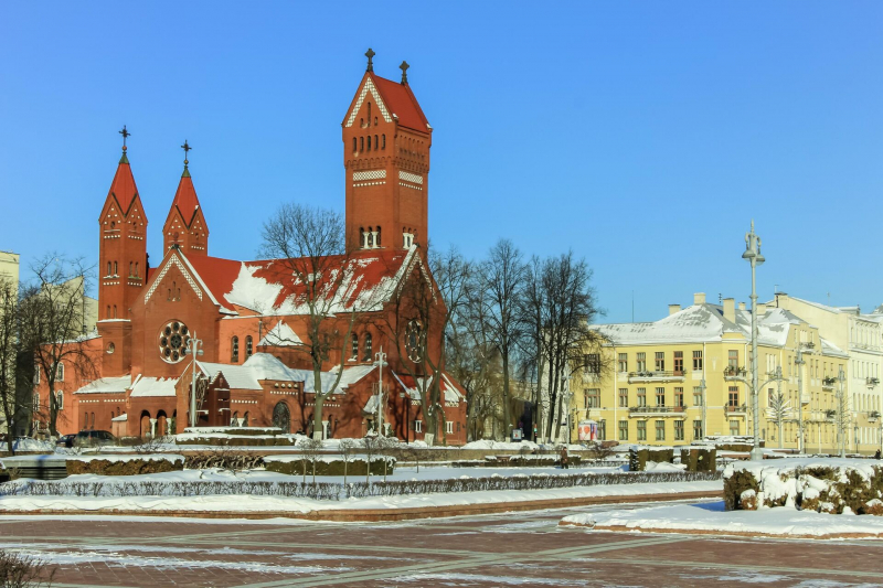 Границы открыты: куда поехать на Новый год без загранпаспорта