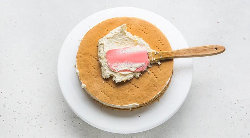 Медовик с бананом, пошаговый рецепт с фото на 878 ккал