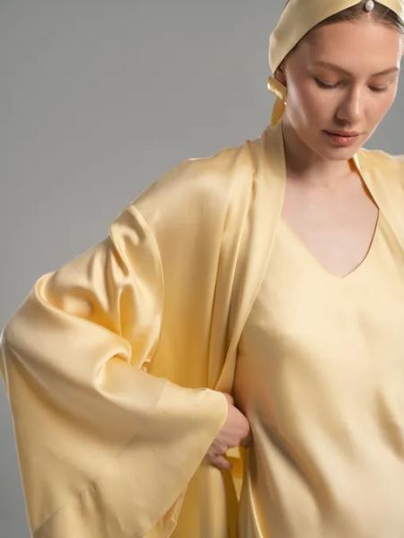 Модный дайджест недели: собираемся на корпоратив и ищем стильные новогодние подарки