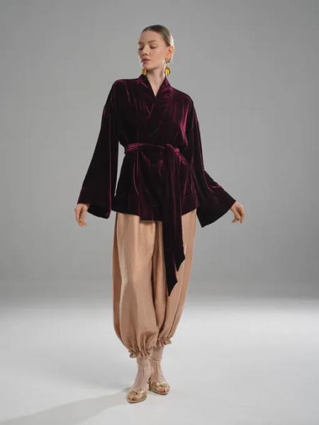 Модный дайджест недели: собираемся на корпоратив и ищем стильные новогодние подарки