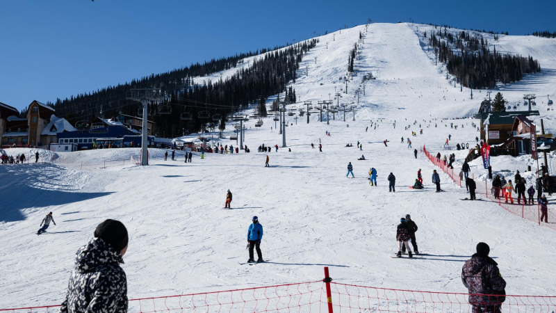 На курорте "Эльбрус" откроют новый горнолыжный сезон