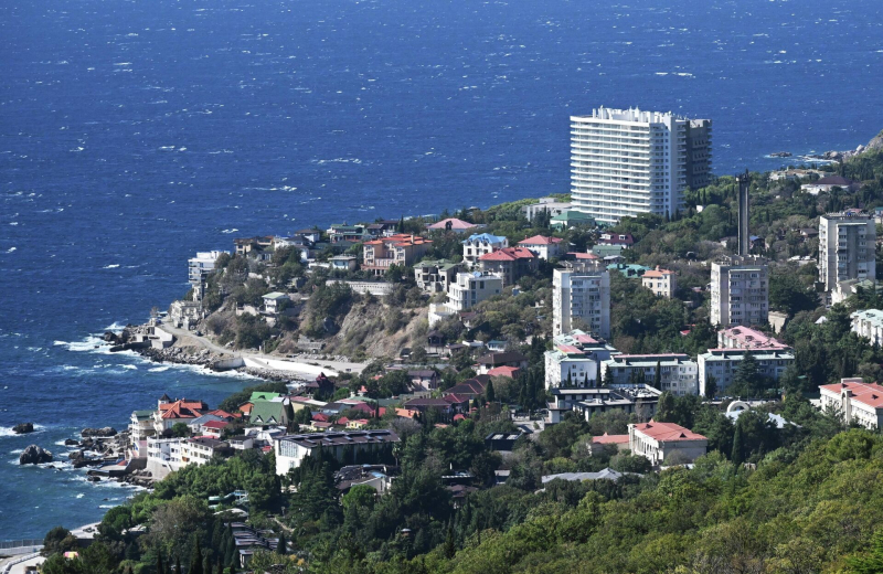 Новый год в Крыму: близко, тепло, красиво и недорого