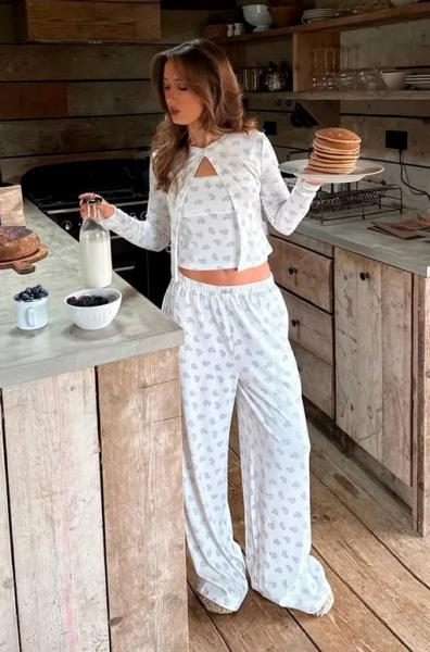 12 пижам, в которых ощущение праздника продлится и после Нового Года