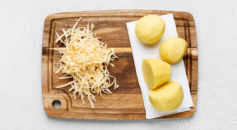 Драники с сыром и колбасой, пошаговый рецепт с фото на 162 ккал