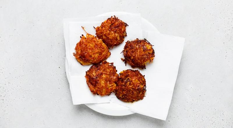 Драники с сыром и колбасой, пошаговый рецепт с фото на 162 ккал