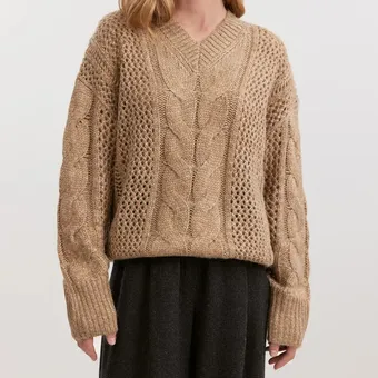 Эти два цвета будут сочетать все модницы весной 2026