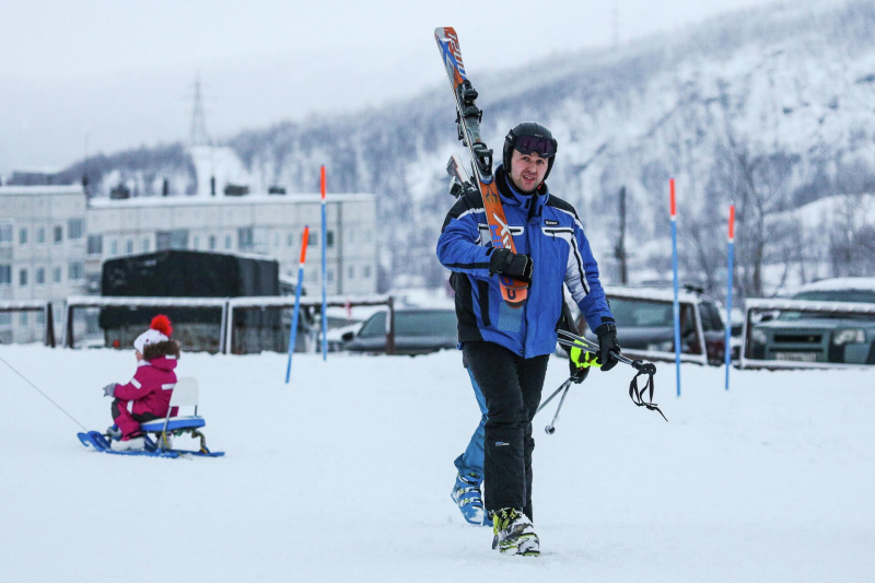 Горнолыжные курорты России 2025-2026: рейтинг лучших с ценами