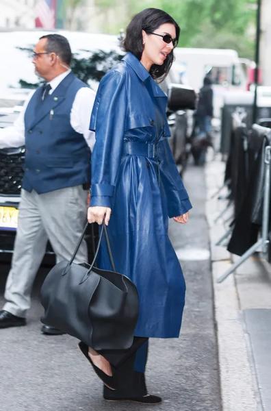 Готовимся к весне: где купить кожаное пальто как у звезды