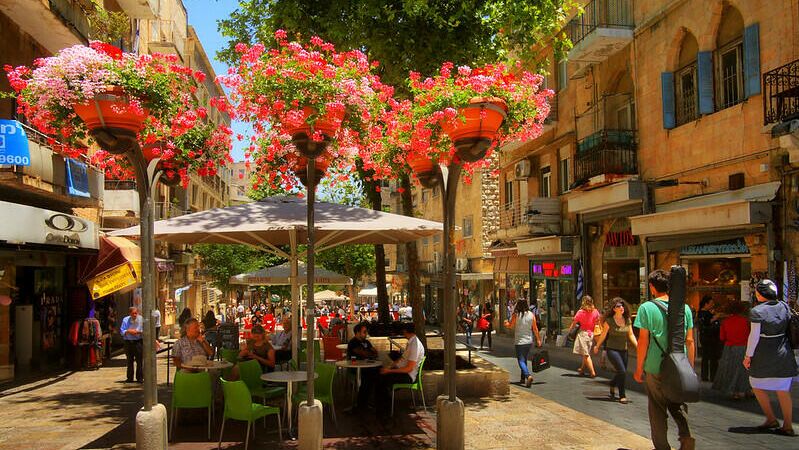 Израиль восстанавливает отели после военного конфликта