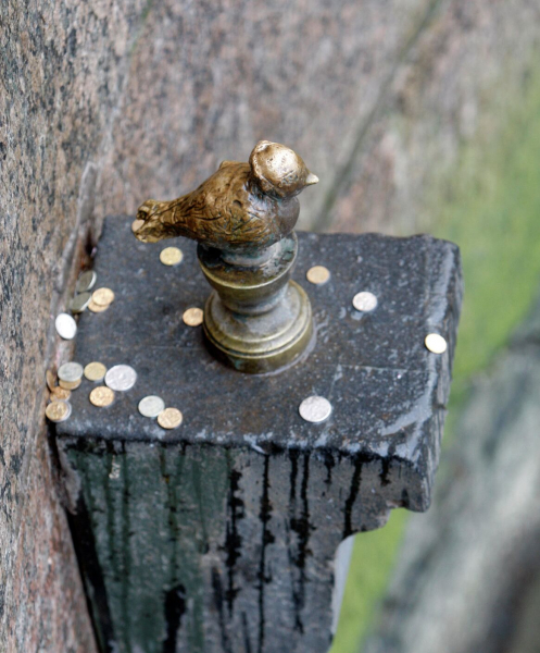 Квест по талисманам: самые необычные мини-скульптуры России