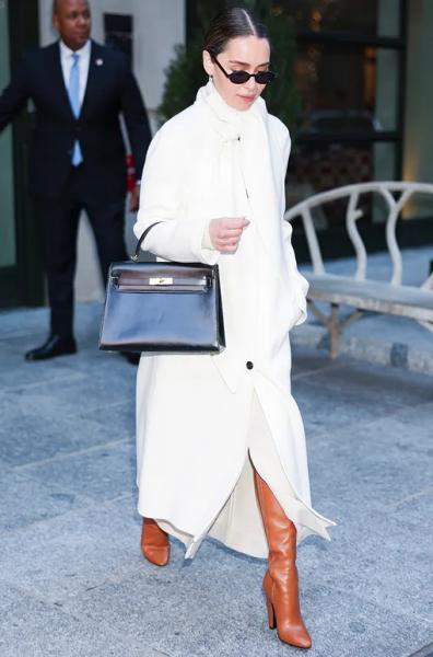 Мисс зима: повторяем &laquo;снежный&raquo; образ Эмилии Кларк - только бюджетные марки!