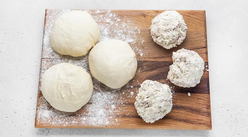 Осетинский пирог с курицей и сыром, пошаговый рецепт с фото на 1250 ккал