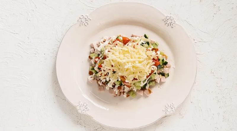 Салат Муравейник с копченой курицей, пошаговый рецепт с фото на 317 ккал