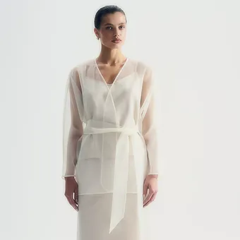 Шопинг на опережение: 12 модных вещей с распродажи, которые все модницы будут носить весной