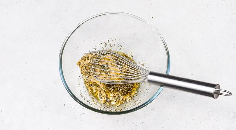 Стейк зубатки, запеченный с сыром и помидорами в духовке, пошаговый рецепт с фото на 533 ккал