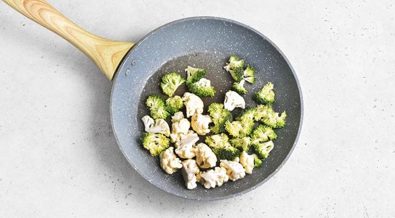 Суп из брокколи и цветной капусты, пошаговый рецепт с фото на 128 ккал