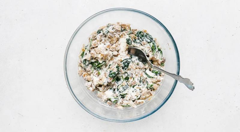 Свинина, запеченная в слоеном тесте, пошаговый рецепт с фото на 570 ккал