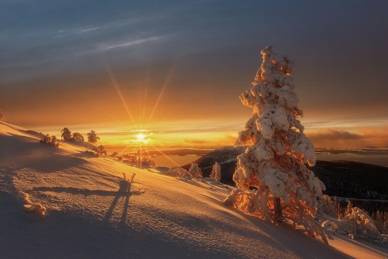 Уникальное северное сияние и загадочные арки. Самые красивые пейзажи России