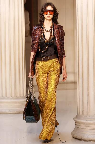 В 2026 году мы будем носить это необычное украшение: топ-5 трендов прямиком с подиума