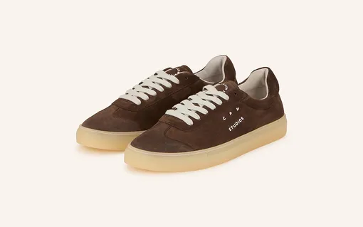 Чек-лист идеального мужского гардероба: что мы хотим видеть на нем