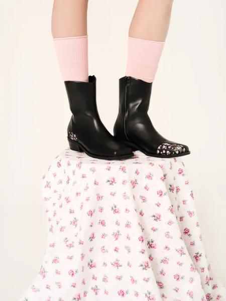 Еще чуть-чуть – и весна: модный дайджест с новинками брендов, свежими коллекциями и стайлинг-фишками