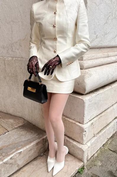 Как носить кружево в 2026, чтобы избежать «эффекта скатерти»