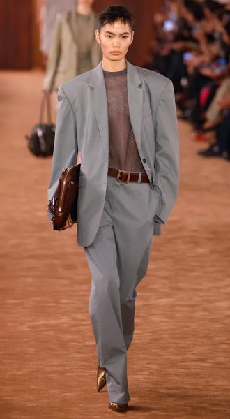 Как одеваться в год Огненной Лошади: модные астрологические советы