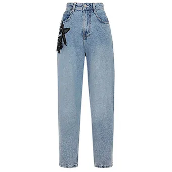 Подборка-доказательство: на весну тебе нужны джинсы с вышивкой