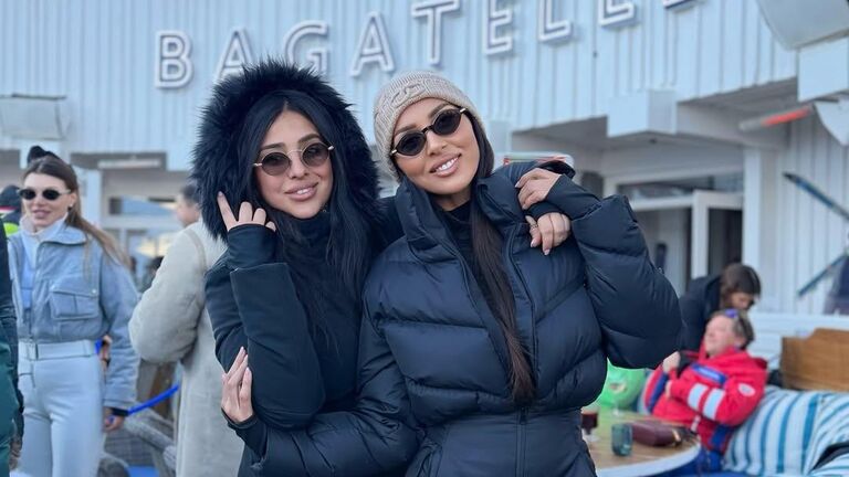 Релакс на Мальдивах и экстрим в Антарктике: как отдыхают российские звезды