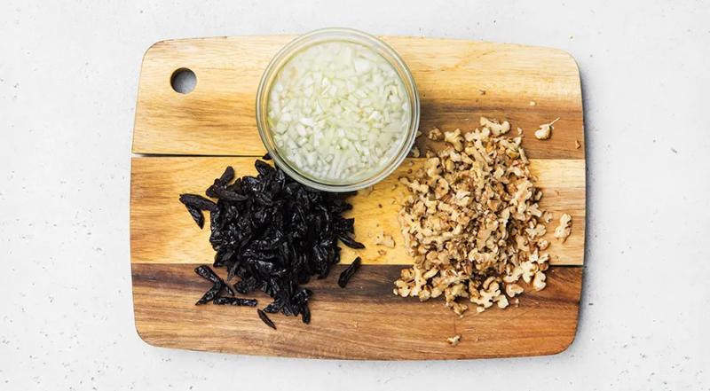 Салат Генерал со свеклой, пошаговый рецепт с фото на 421 ккал