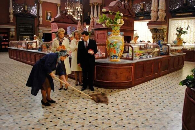 Тайная кухня элиты: что скрывают в легендарном гастрономе "Елисеевский"