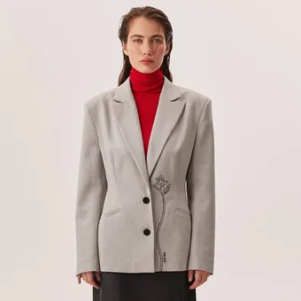 20 красивых и модных жакетов, которые спасут скучные офисные образы